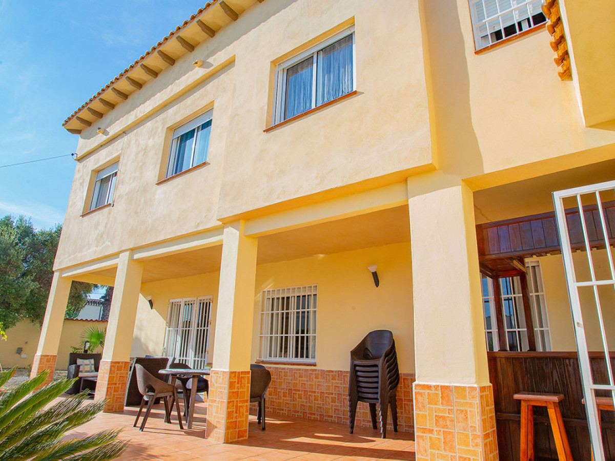 House – Detached Villa in Torrevieja