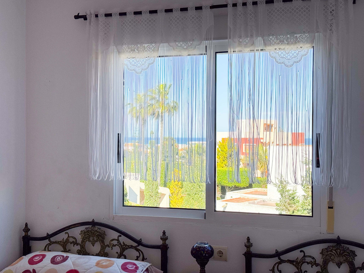 House – Detached Villa in Torrevieja