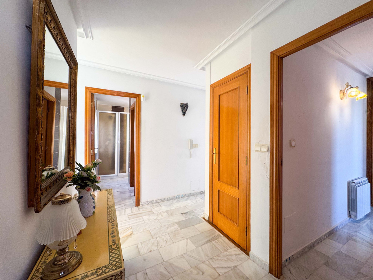House – Detached Villa in Torrevieja