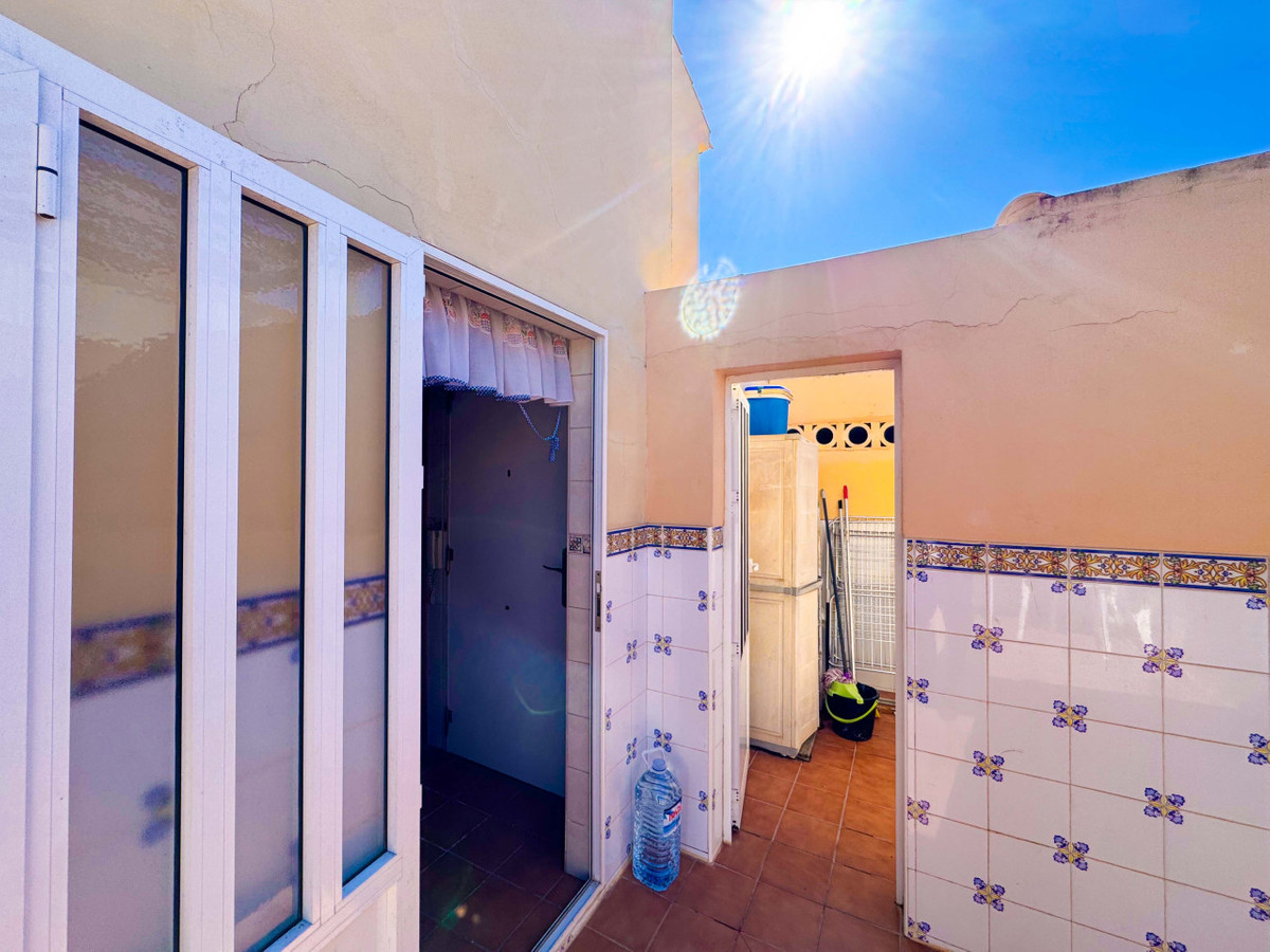 House – Detached Villa in Torrevieja