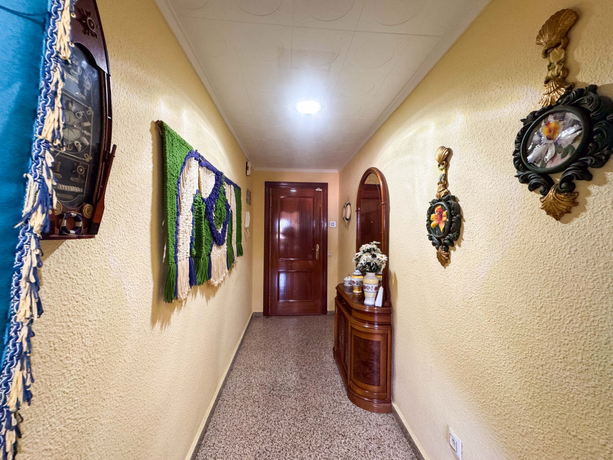ShowFeedImage Apartment – Middle Floor Apartment in Torrevieja