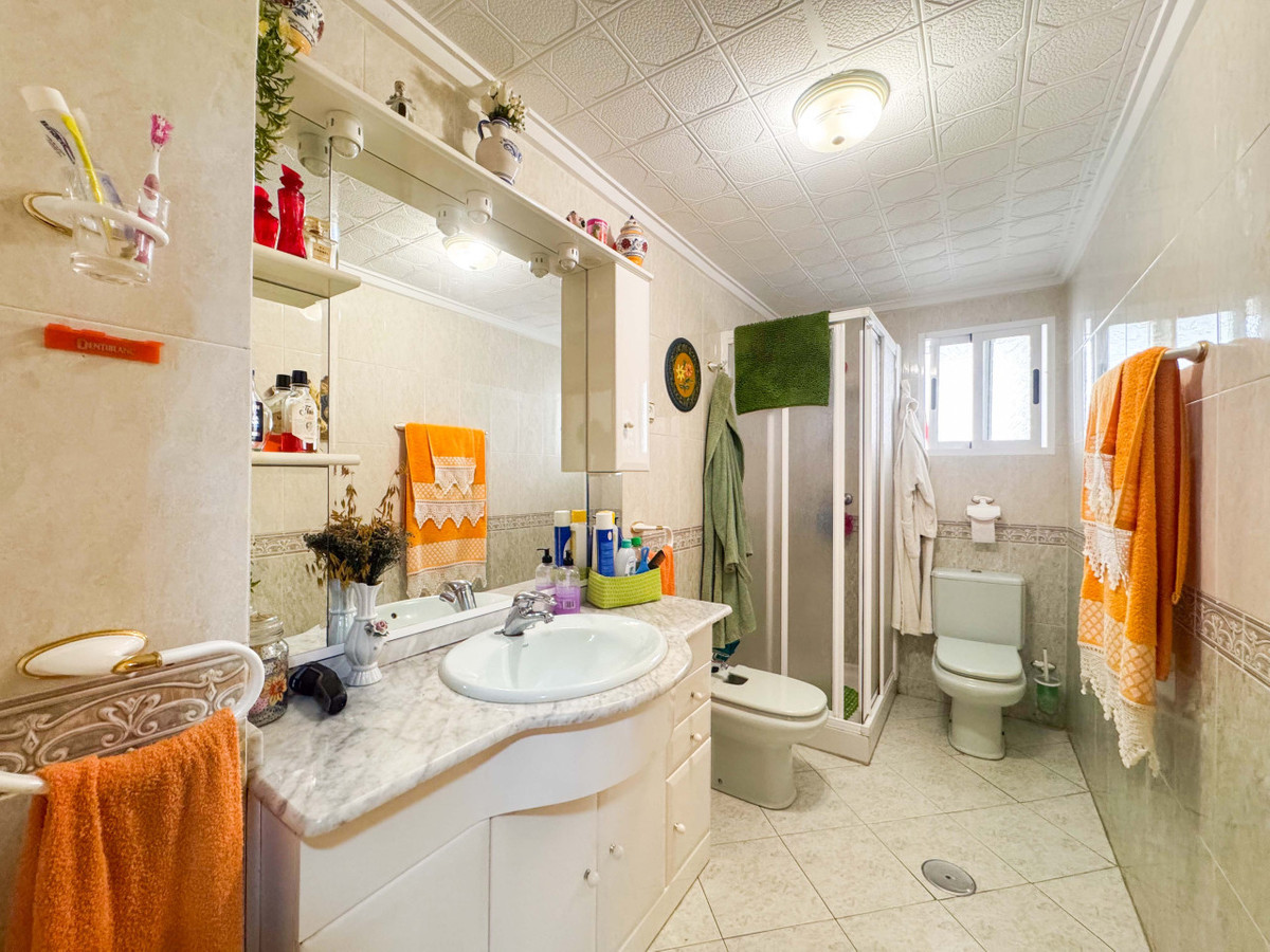 ShowFeedImage Apartment – Middle Floor Apartment in Torrevieja