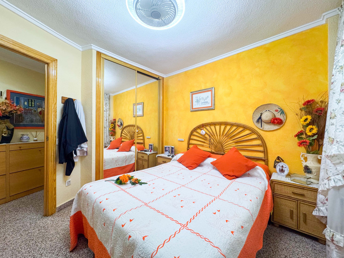 ShowFeedImage Apartment – Middle Floor Apartment in Torrevieja