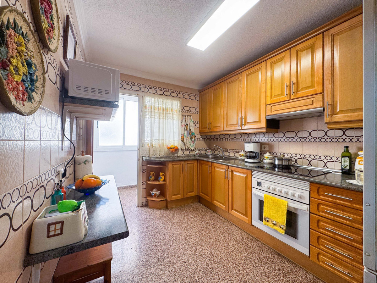 ShowFeedImage Apartment – Middle Floor Apartment in Torrevieja