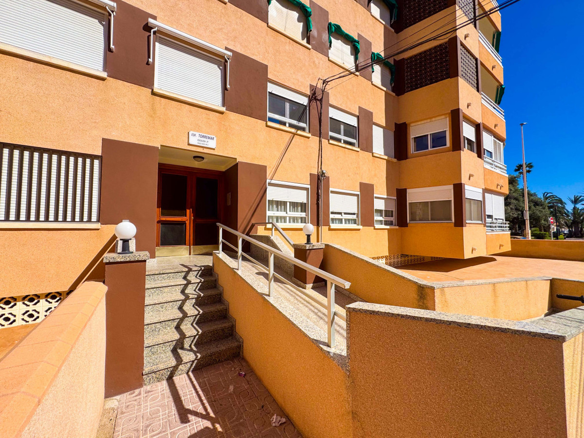 ShowFeedImage Apartment – Middle Floor Apartment in Torrevieja