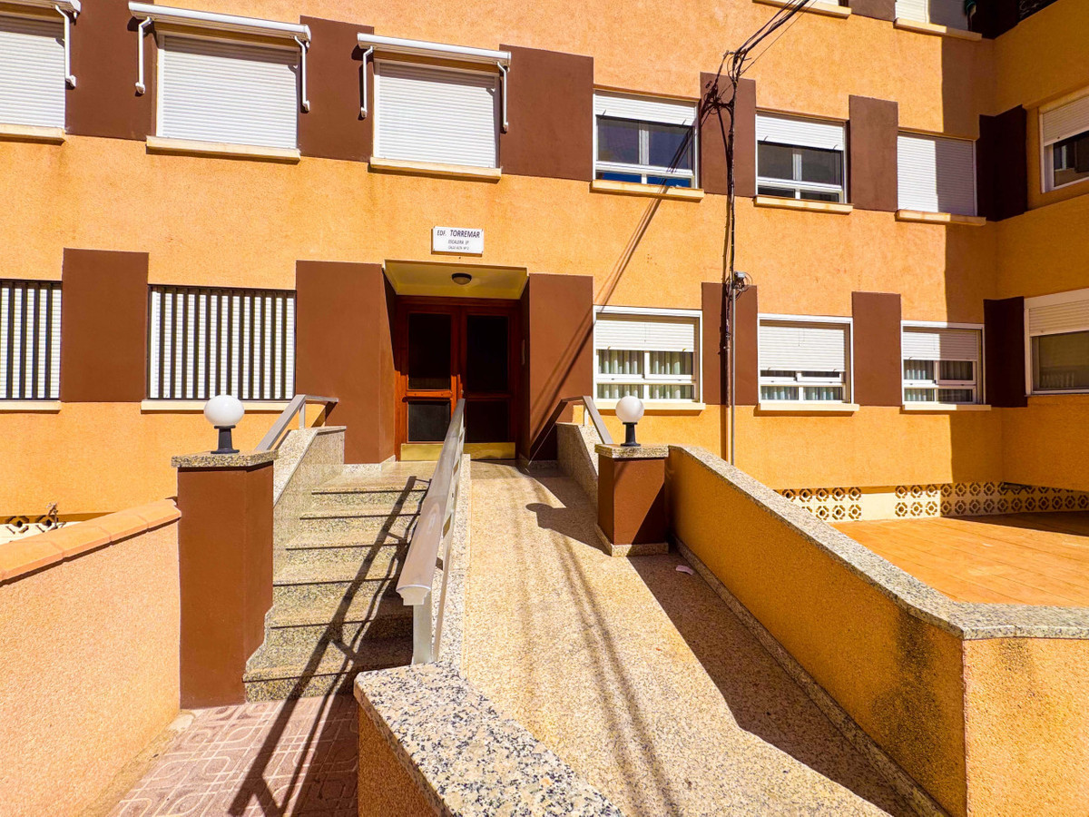 ShowFeedImage Apartment – Middle Floor Apartment in Torrevieja