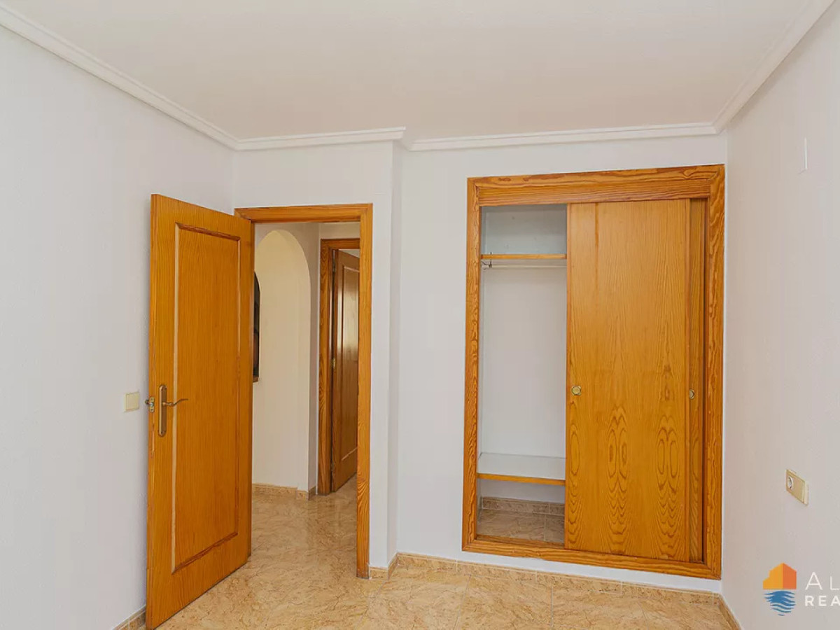 ShowFeedImage Apartment – Penthouse in Torrevieja