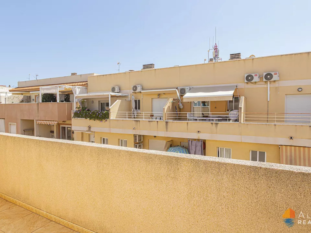 ShowFeedImage Apartment – Penthouse in Torrevieja