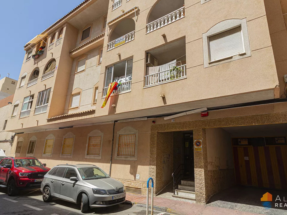 ShowFeedImage Apartment – Penthouse in Torrevieja