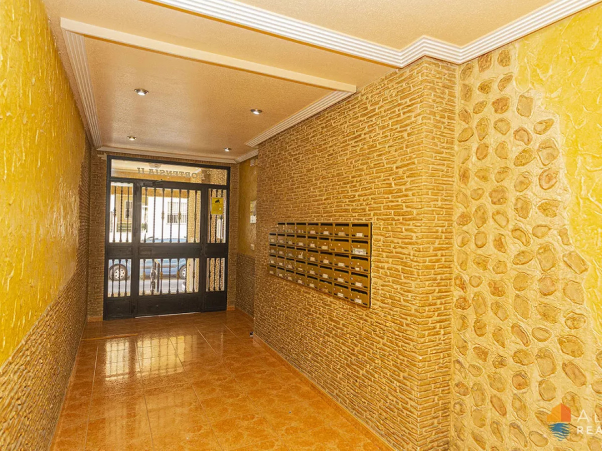 ShowFeedImage Apartment – Penthouse in Torrevieja
