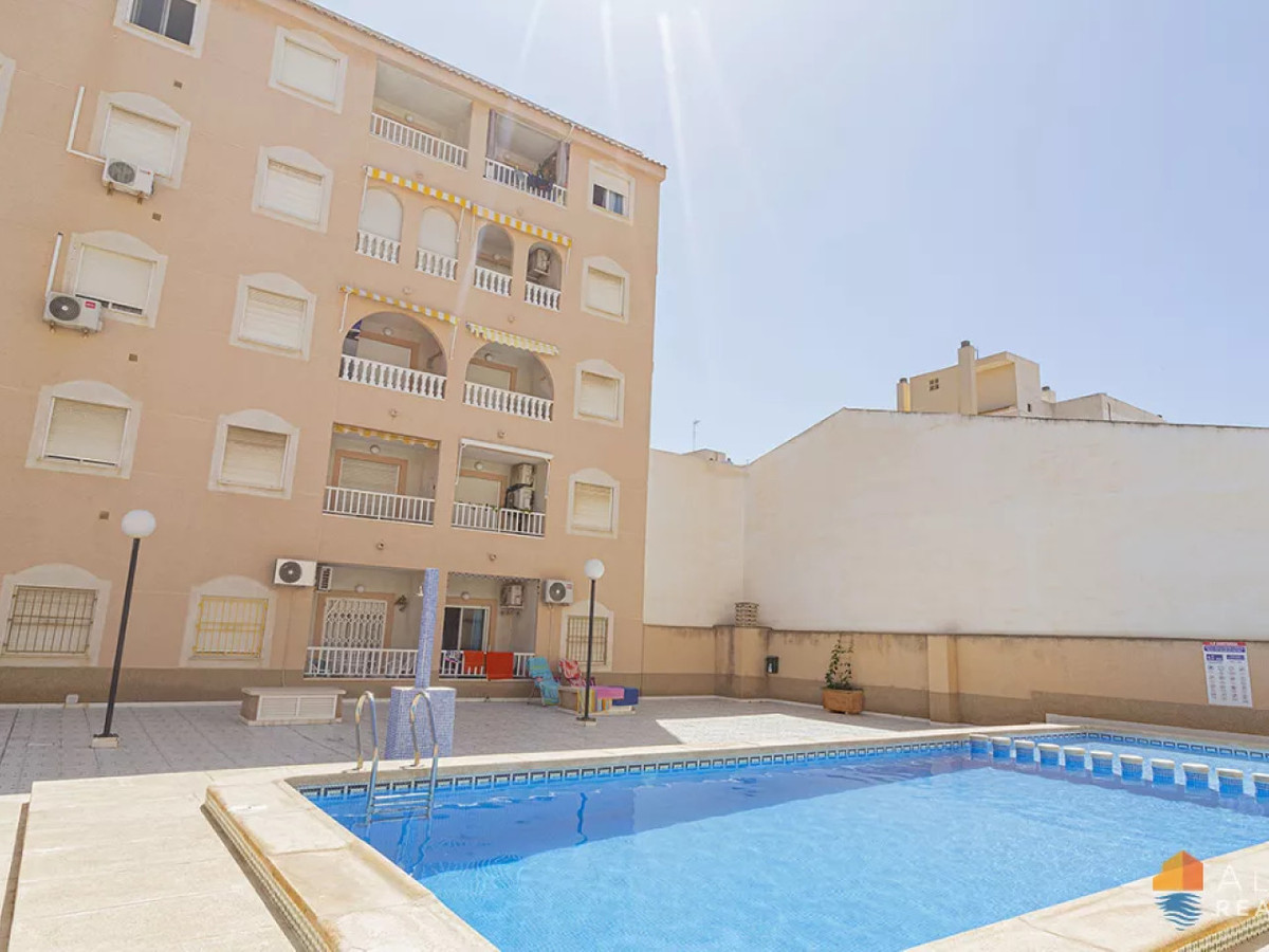 ShowFeedImage Apartment – Penthouse in Torrevieja