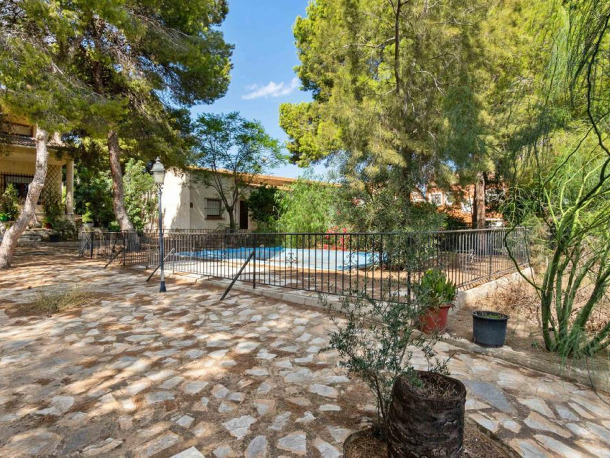 ShowFeedImage House – Detached Villa in Orihuela