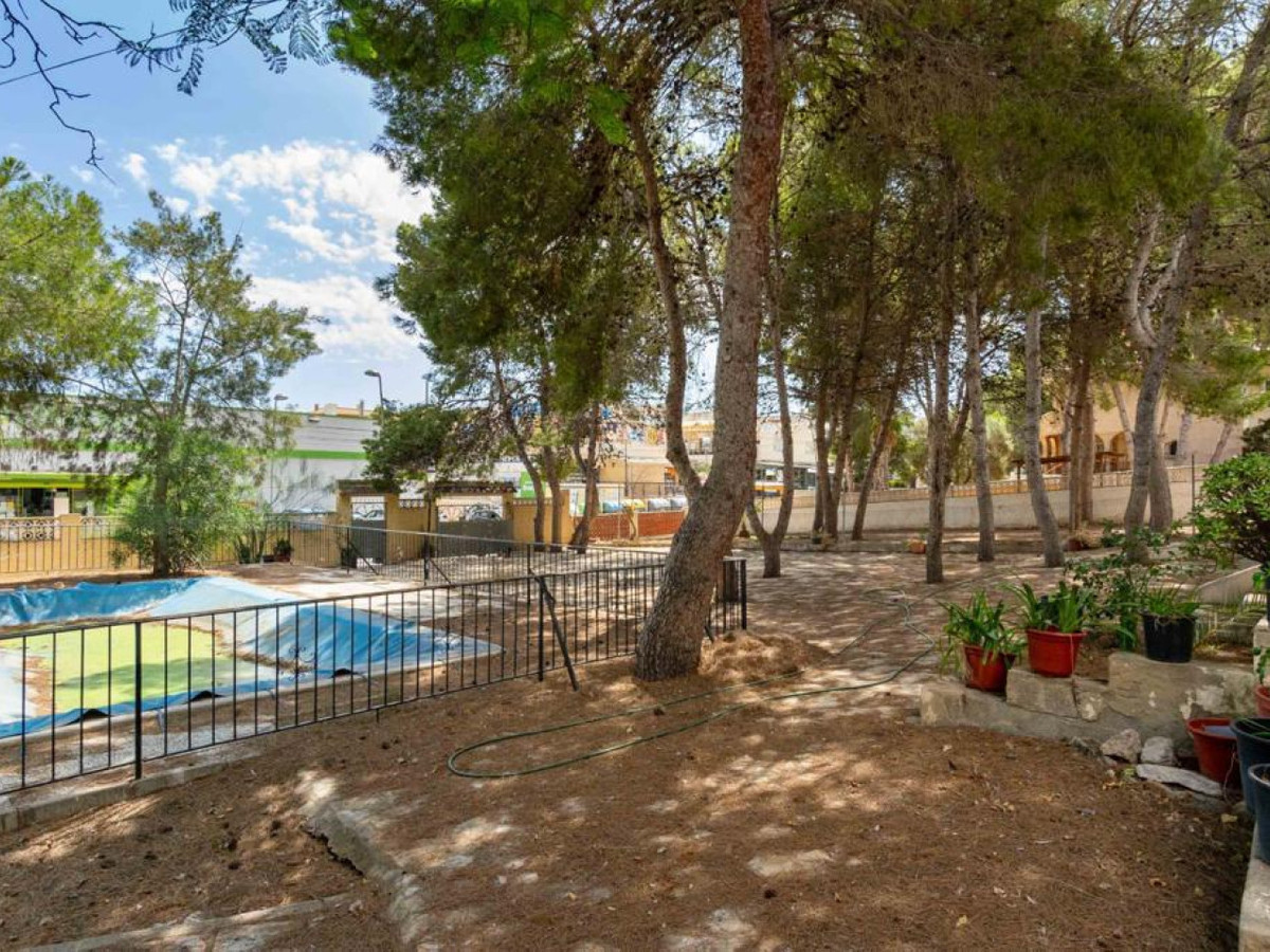 ShowFeedImage House – Detached Villa in Orihuela