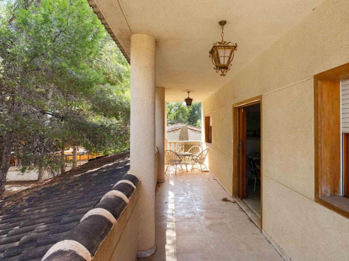 ShowFeedImage House – Detached Villa in Orihuela
