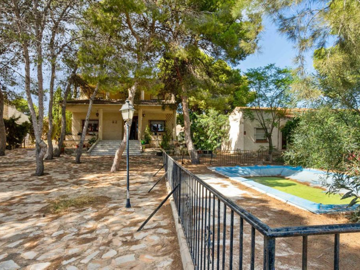 ShowFeedImage House – Detached Villa in Orihuela