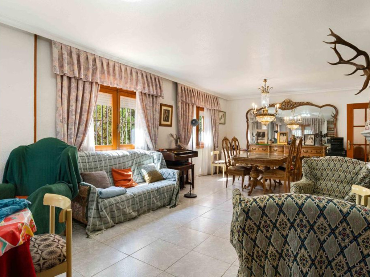 ShowFeedImage House – Detached Villa in Orihuela