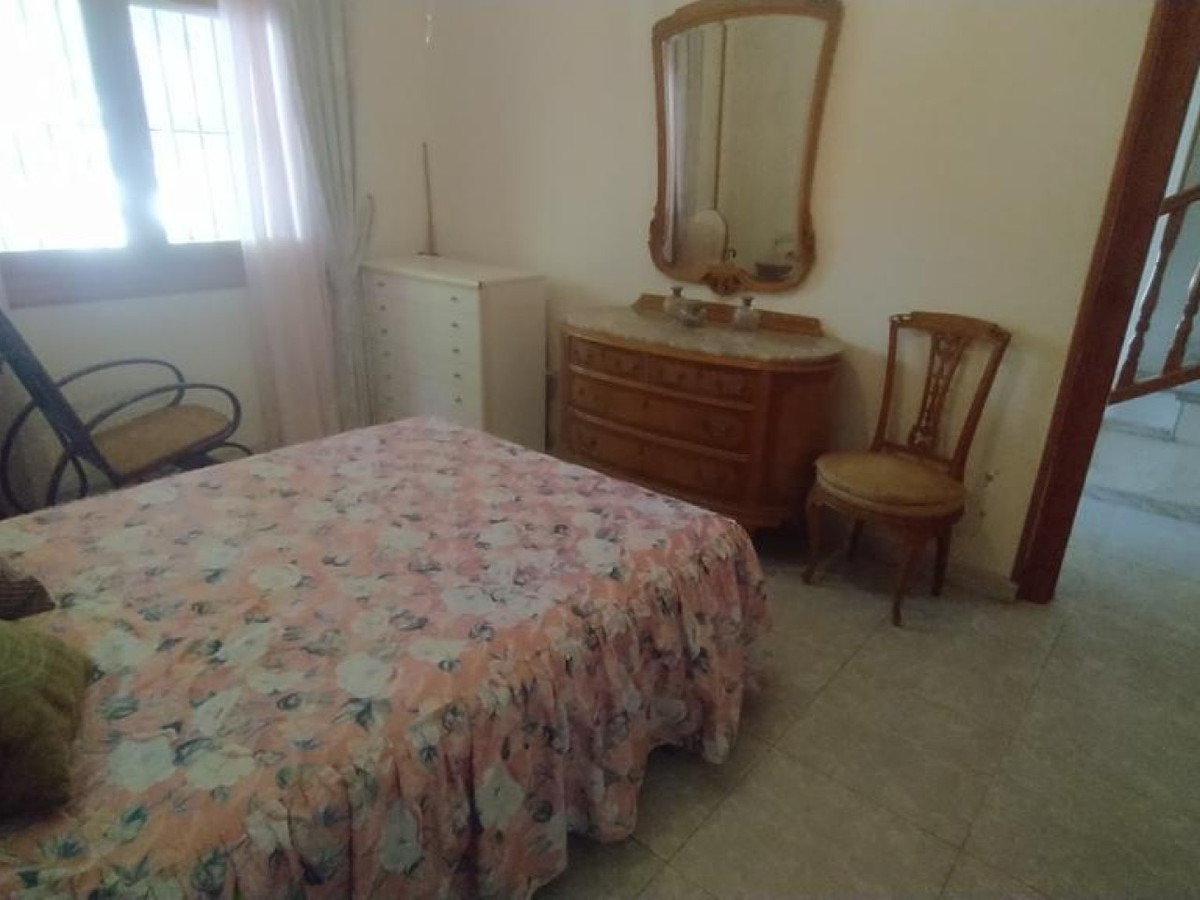 ShowFeedImage House – Detached Villa in Orihuela