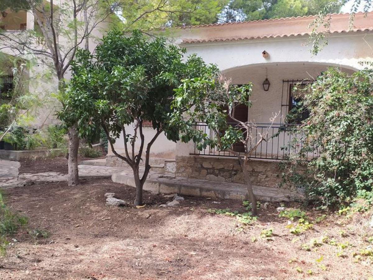 ShowFeedImage House – Detached Villa in Orihuela