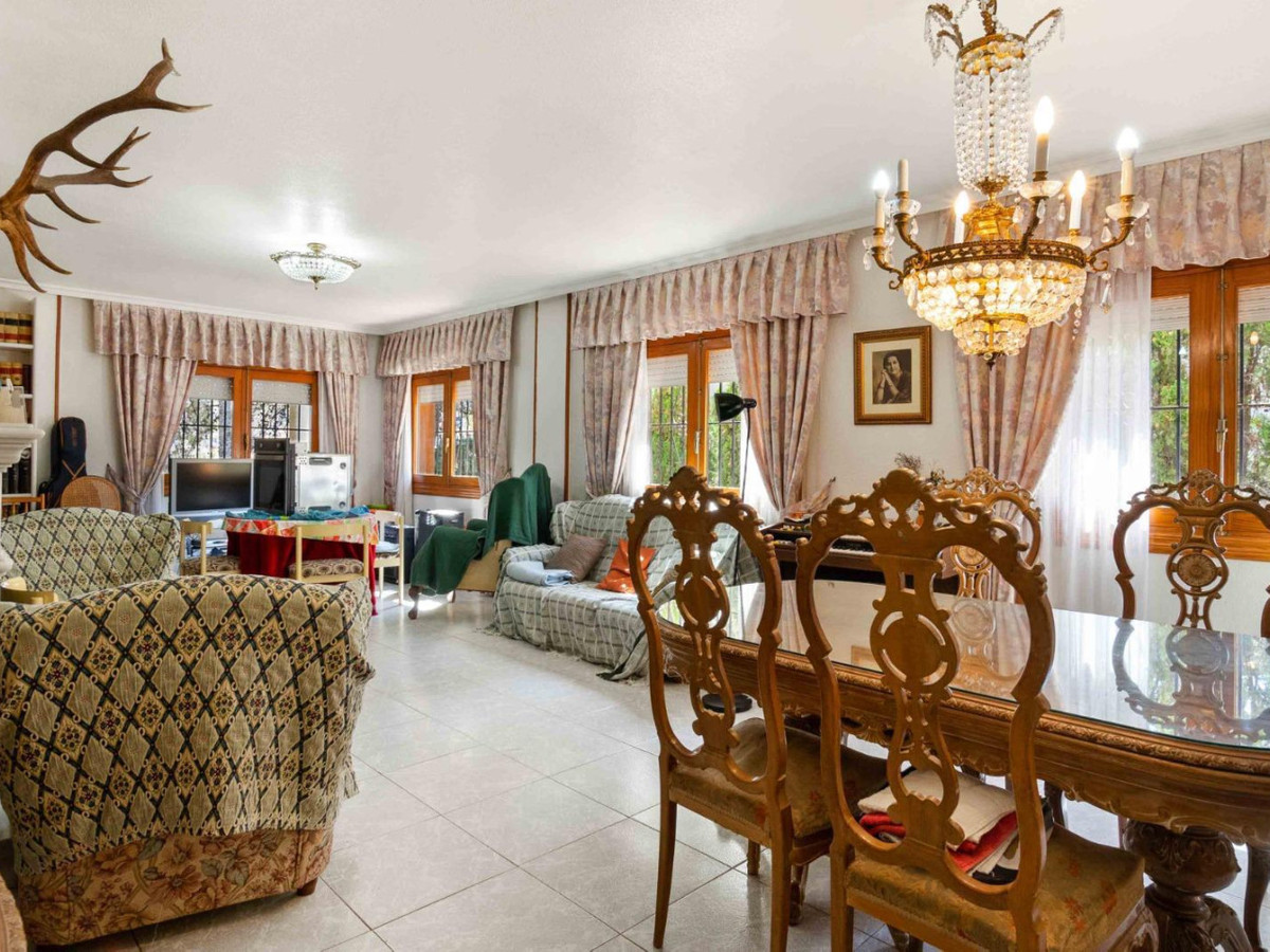 ShowFeedImage House – Detached Villa in Orihuela