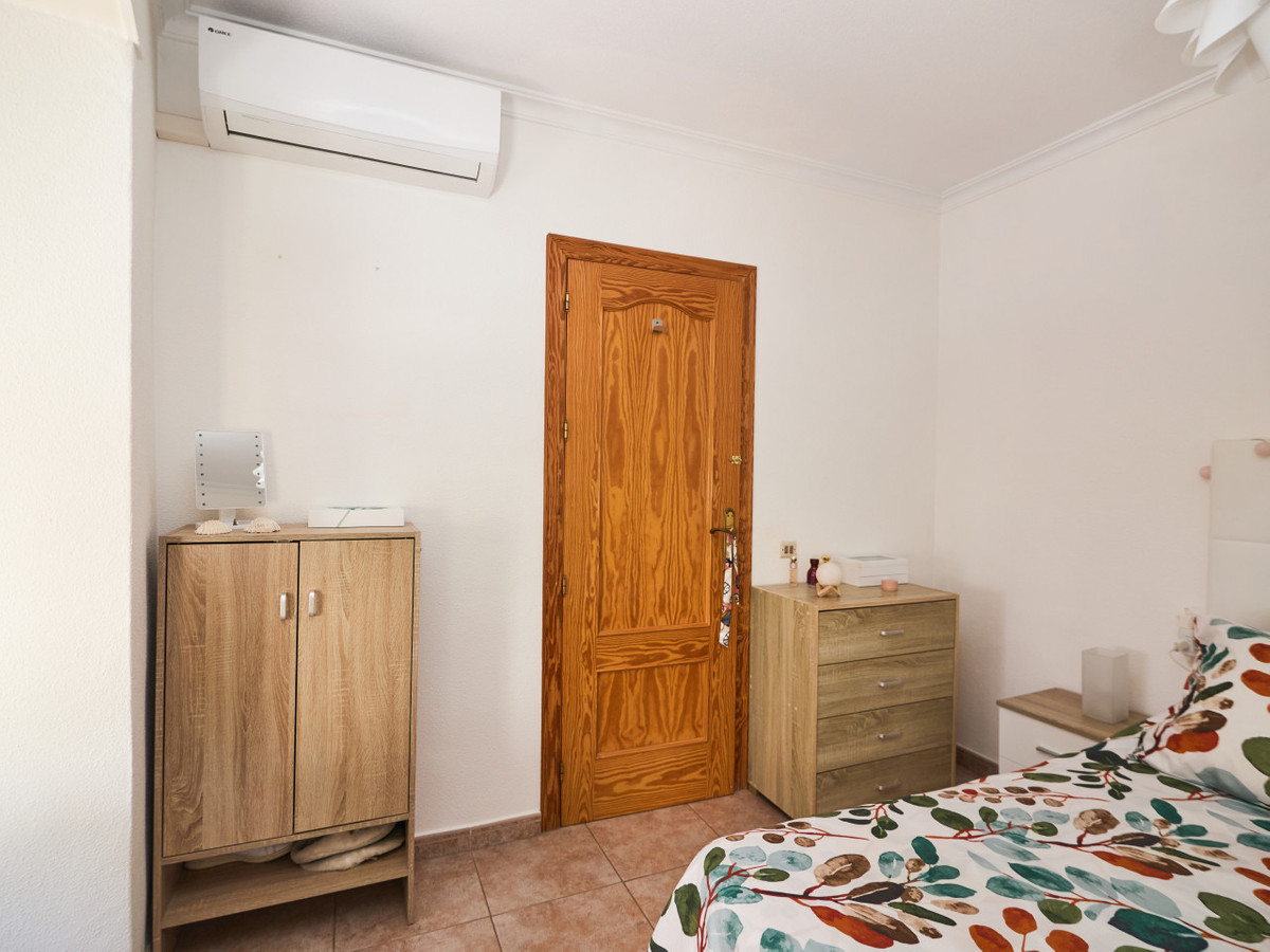 ShowFeedImage Apartment – Middle Floor Apartment in Torrevieja