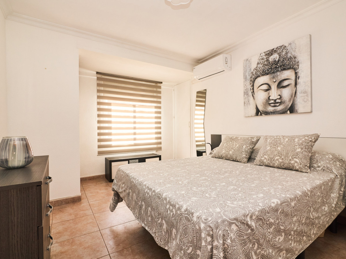 ShowFeedImage Apartment – Middle Floor Apartment in Torrevieja