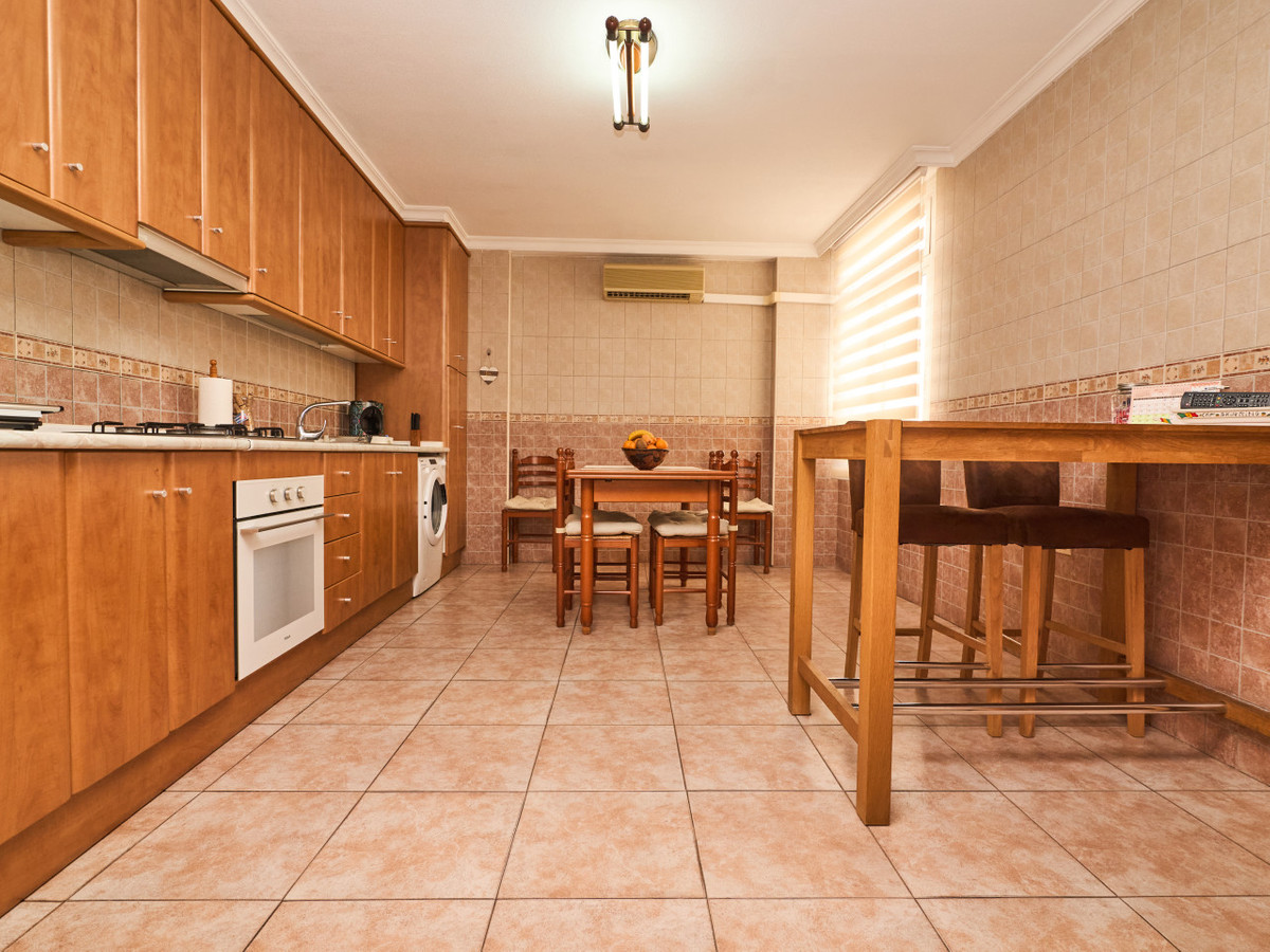 ShowFeedImage Apartment – Middle Floor Apartment in Torrevieja