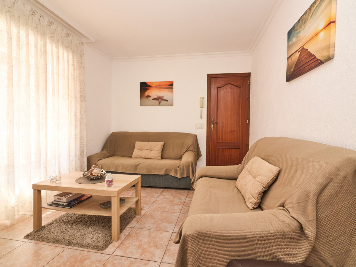 ShowFeedImage Apartment – Middle Floor Apartment in Torrevieja
