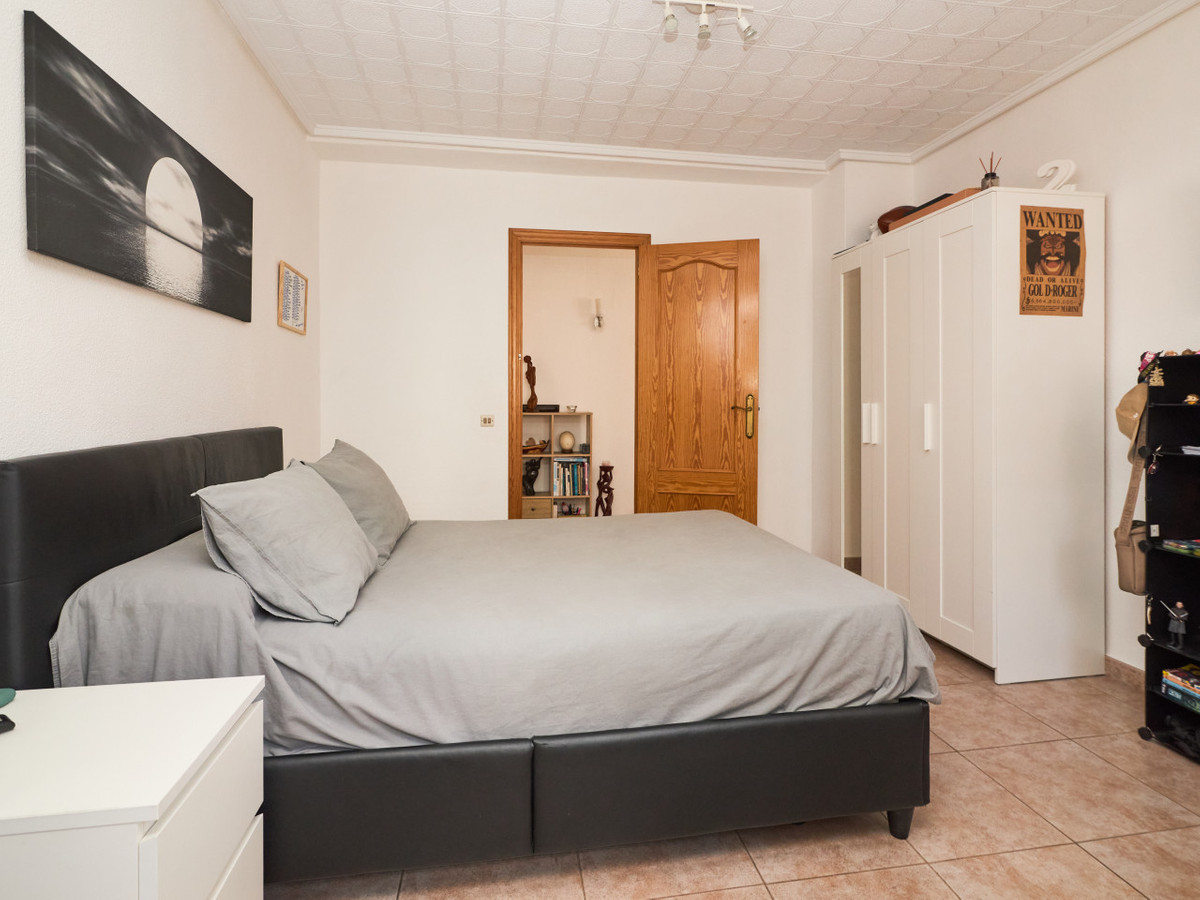 ShowFeedImage Apartment – Middle Floor Apartment in Torrevieja