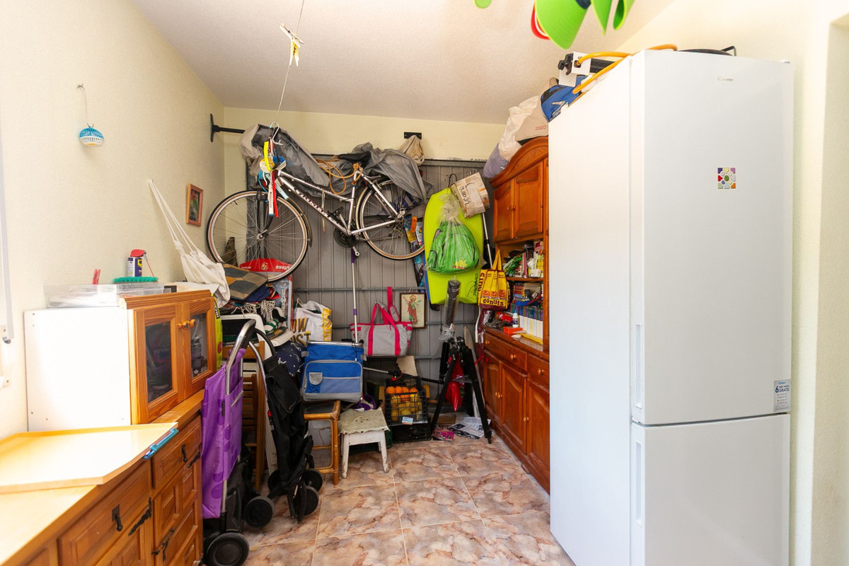 ShowFeedImage House – Detached Villa in Orihuela