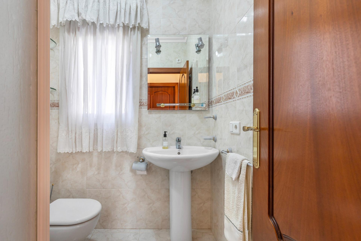 House – Detached Villa in Rojales