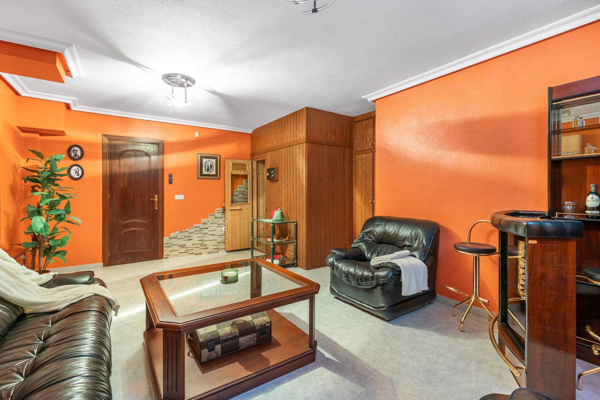House – Detached Villa in Rojales