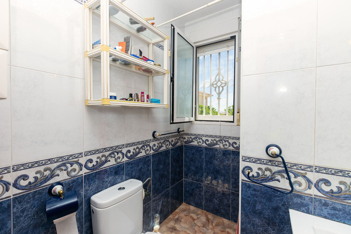 ShowFeedImage House – Detached Villa in Orihuela