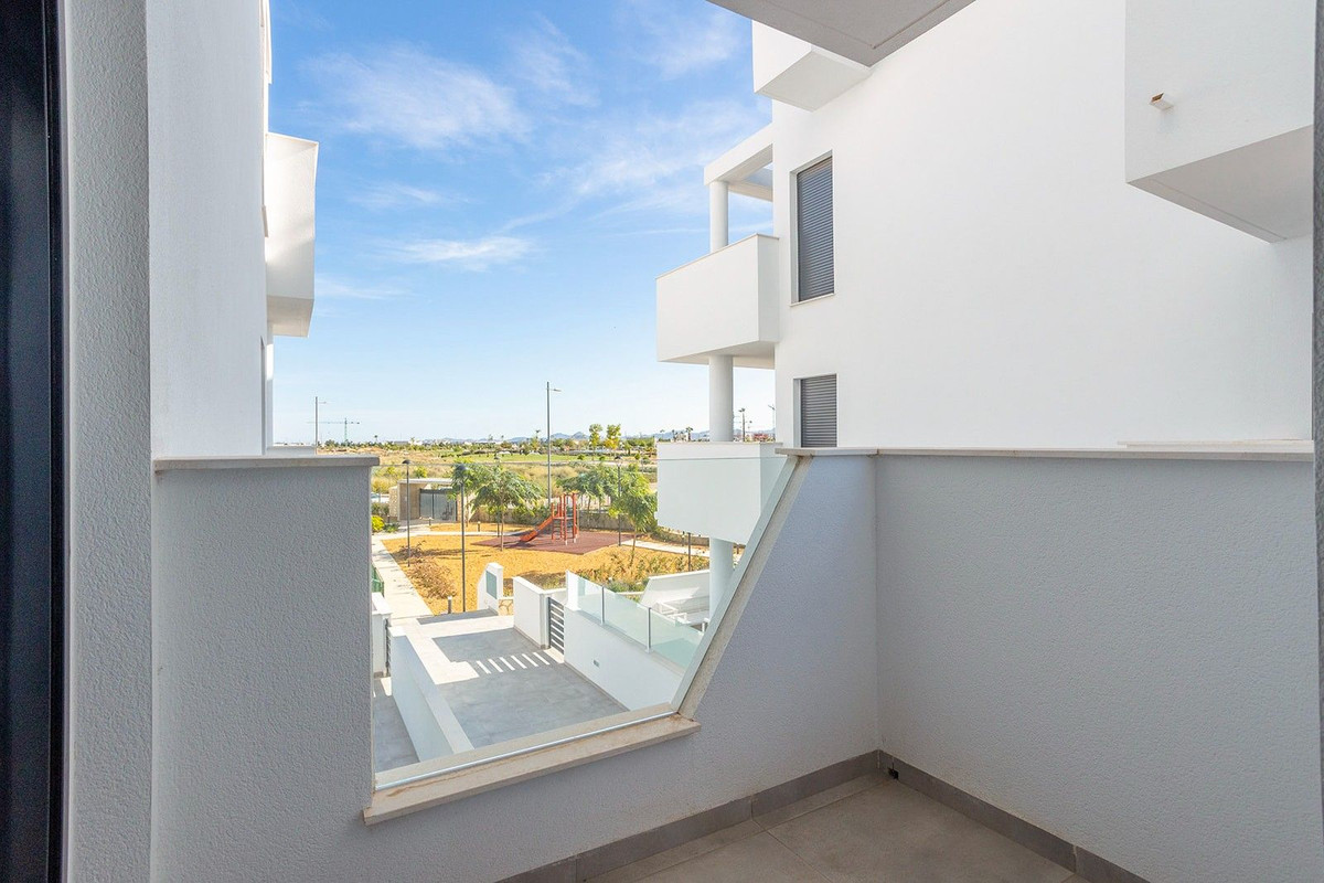 ShowFeedImage Apartment – Middle Floor Apartment in Los Alcazares