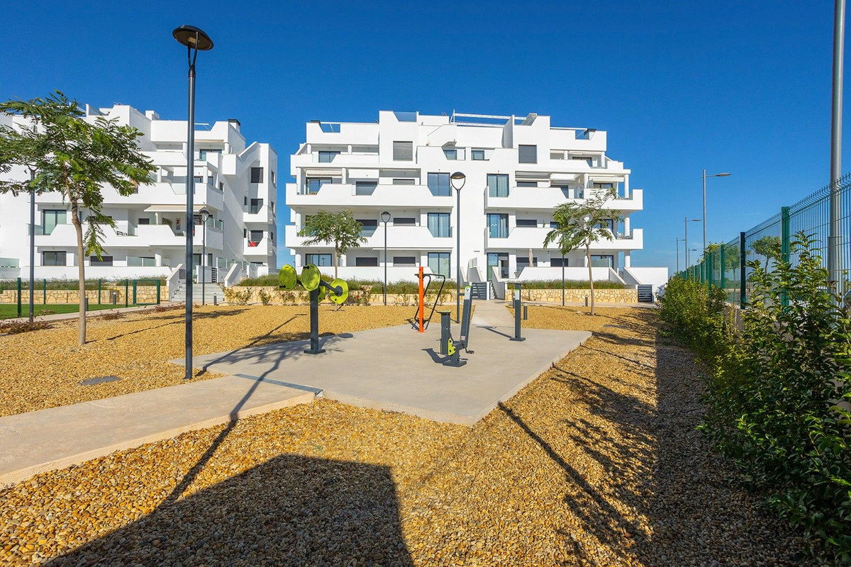 ShowFeedImage Apartment – Middle Floor Apartment in Los Alcazares