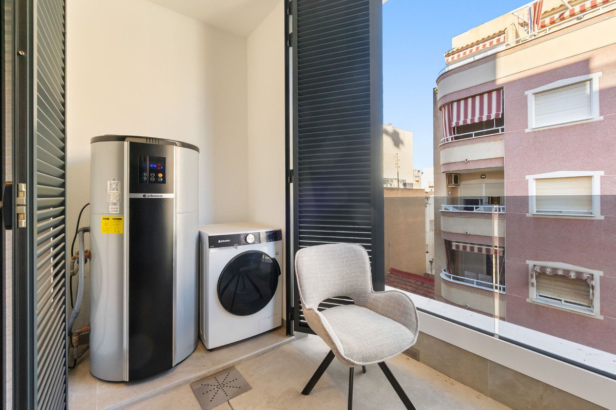 ShowFeedImage Apartment – Middle Floor Apartment in Torrevieja