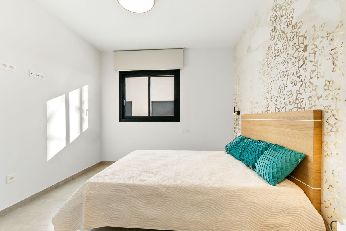 ShowFeedImage Apartment – Middle Floor Apartment in Torrevieja