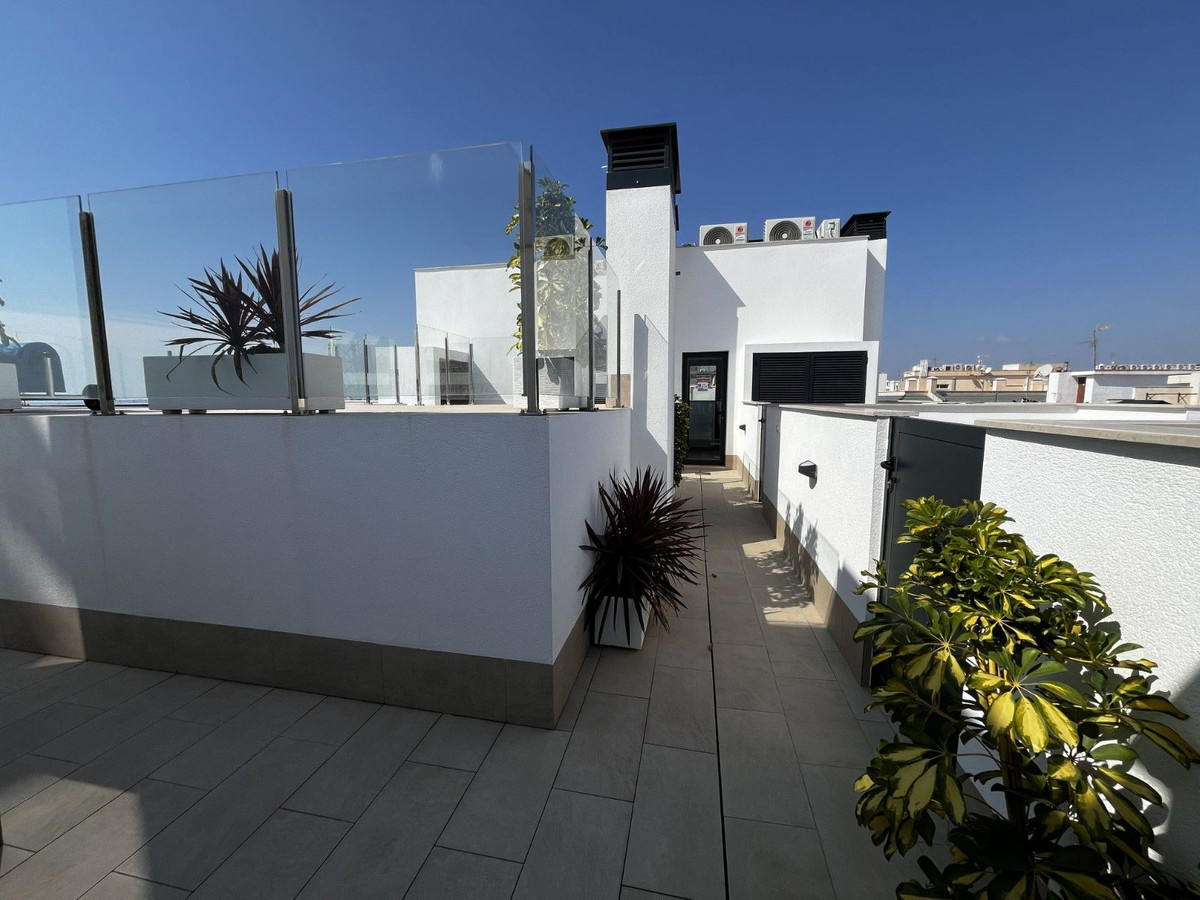 ShowFeedImage Apartment – Middle Floor Apartment in Torrevieja
