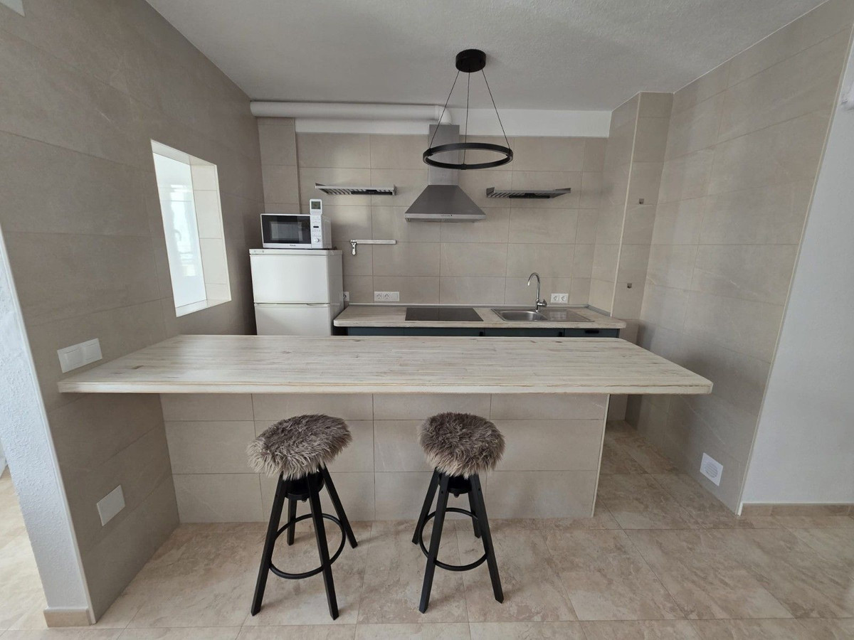 ShowFeedImage Apartment – Middle Floor Apartment in Torrevieja