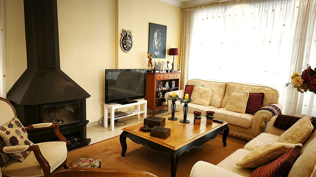 House – Detached Villa in Alicante