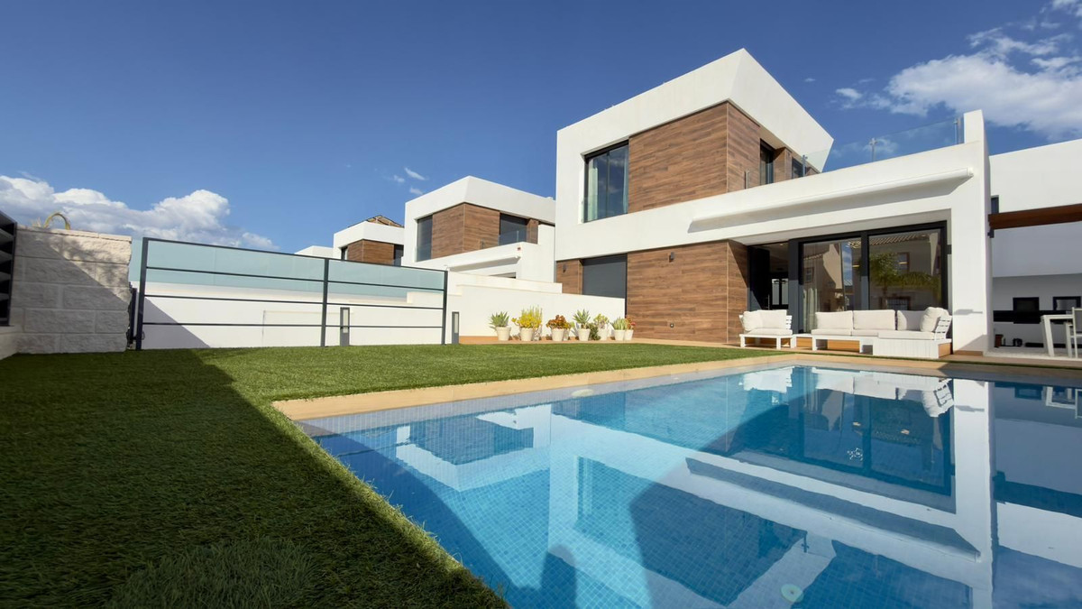 ShowFeedImage House – Detached Villa in Campello – El Campello