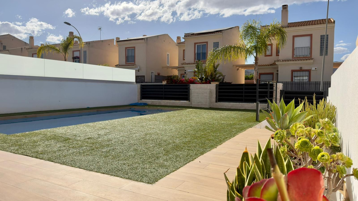 ShowFeedImage House – Detached Villa in Campello – El Campello