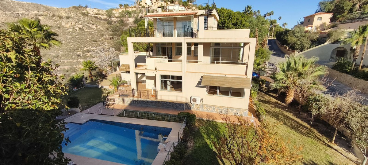 ShowFeedImage House – Detached Villa in Campello – El Campello
