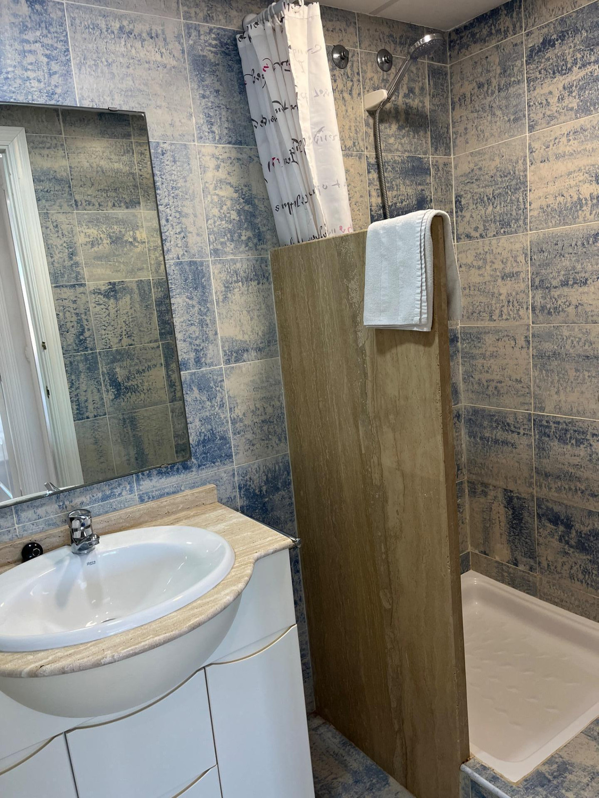 ShowFeedImage Apartment – Middle Floor Apartment in Denia