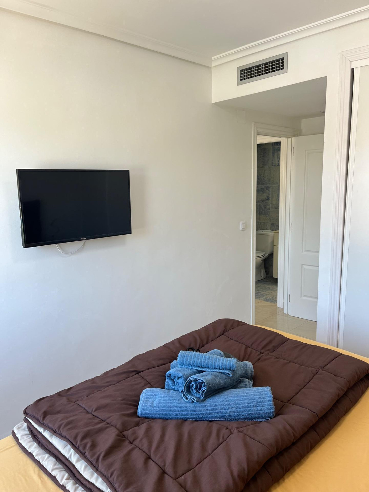ShowFeedImage Apartment – Middle Floor Apartment in Denia
