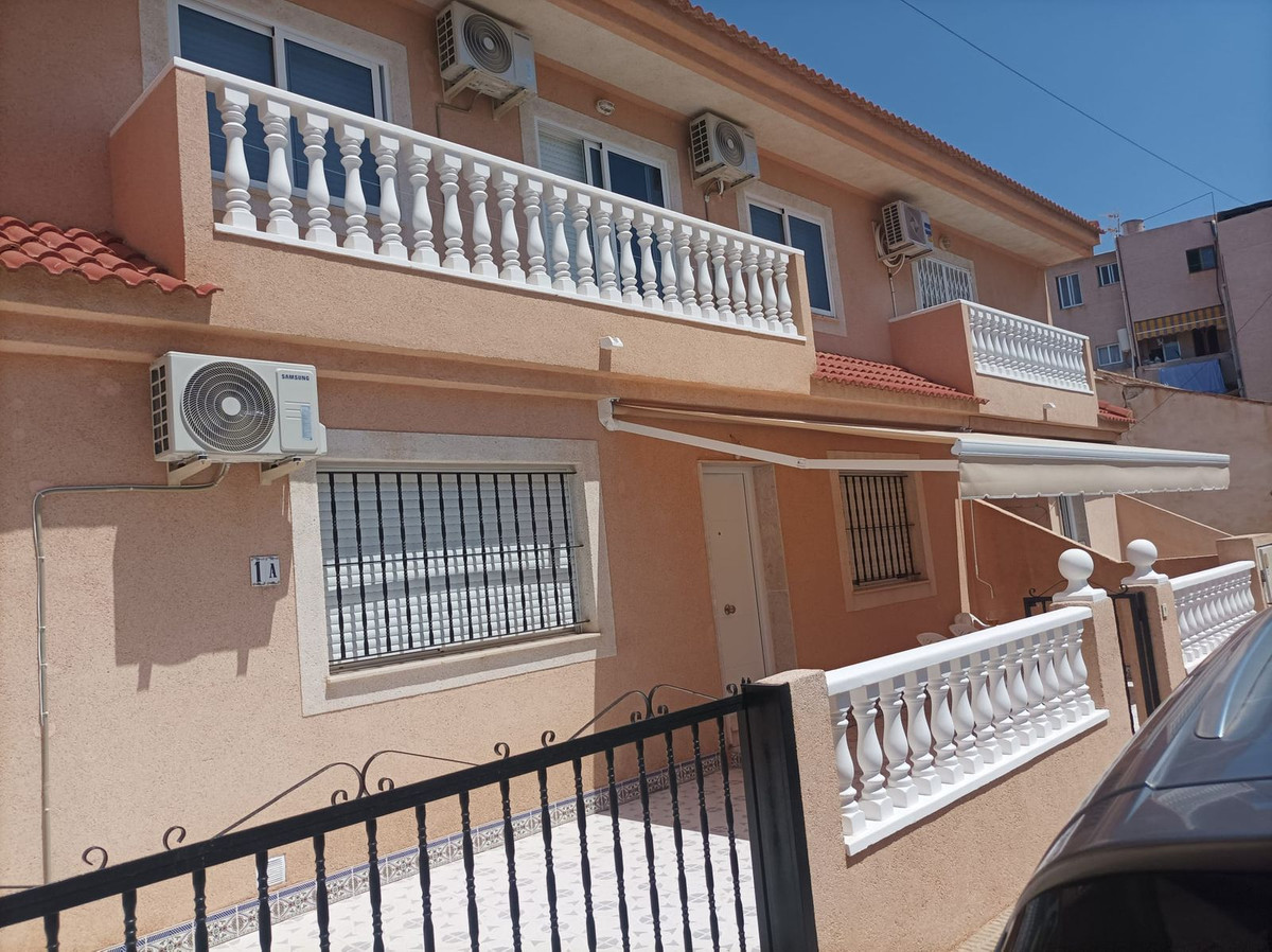 ShowFeedImage House – Semi-Detached House in San Pedro del Pinatar
