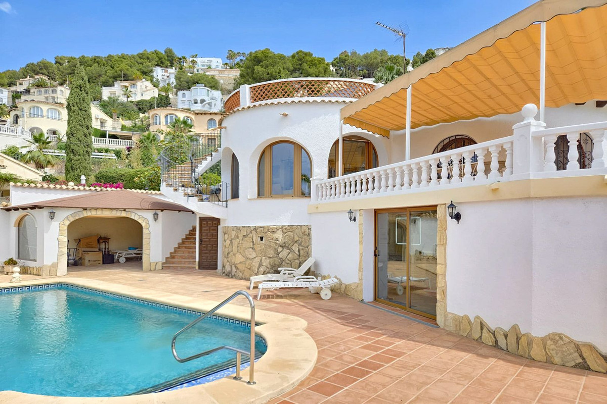 House – Detached Villa in Benissa