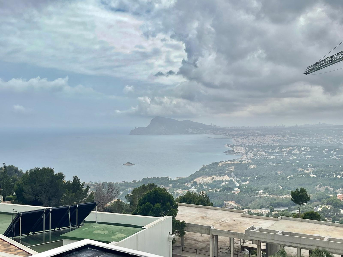 House – Detached Villa in Altea