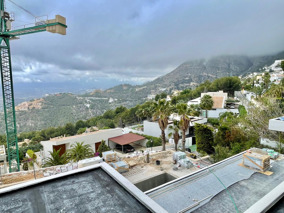 House – Detached Villa in Altea