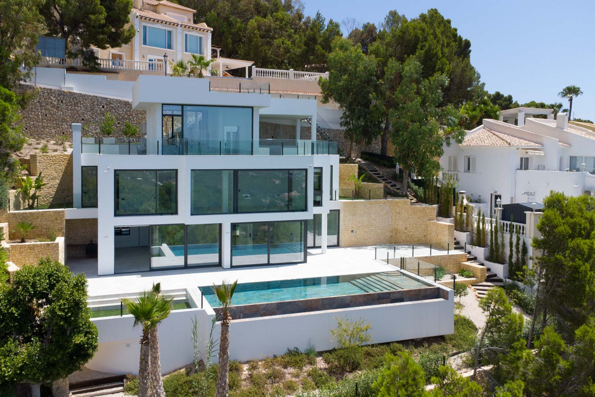 House – Detached Villa in Altea