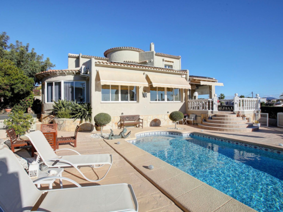 House – Detached Villa in Calpe